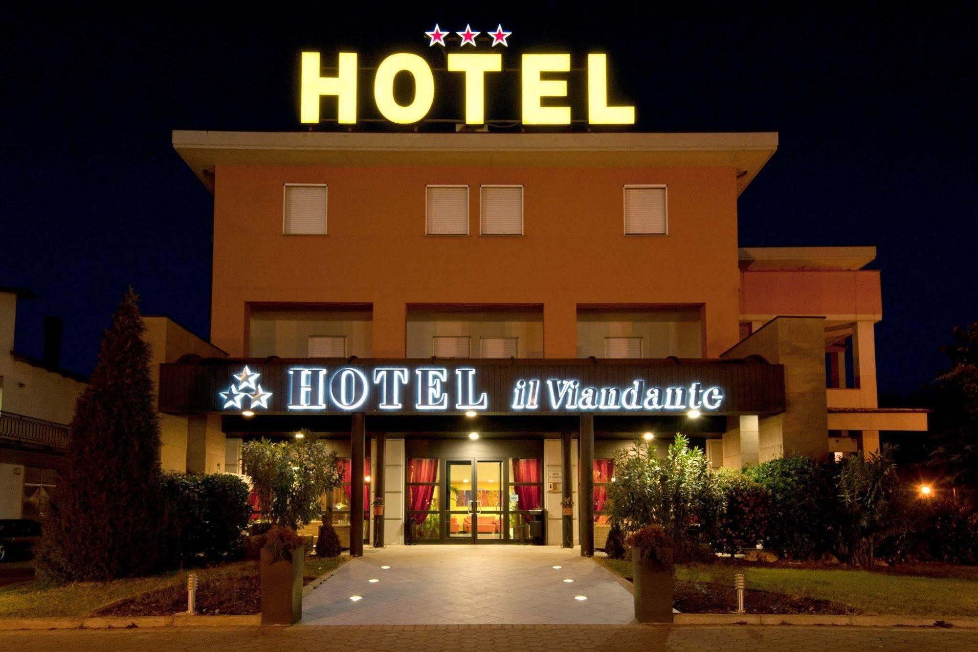 טרנובה ברצ'וליני Hotel Il Viandante מראה חיצוני תמונה